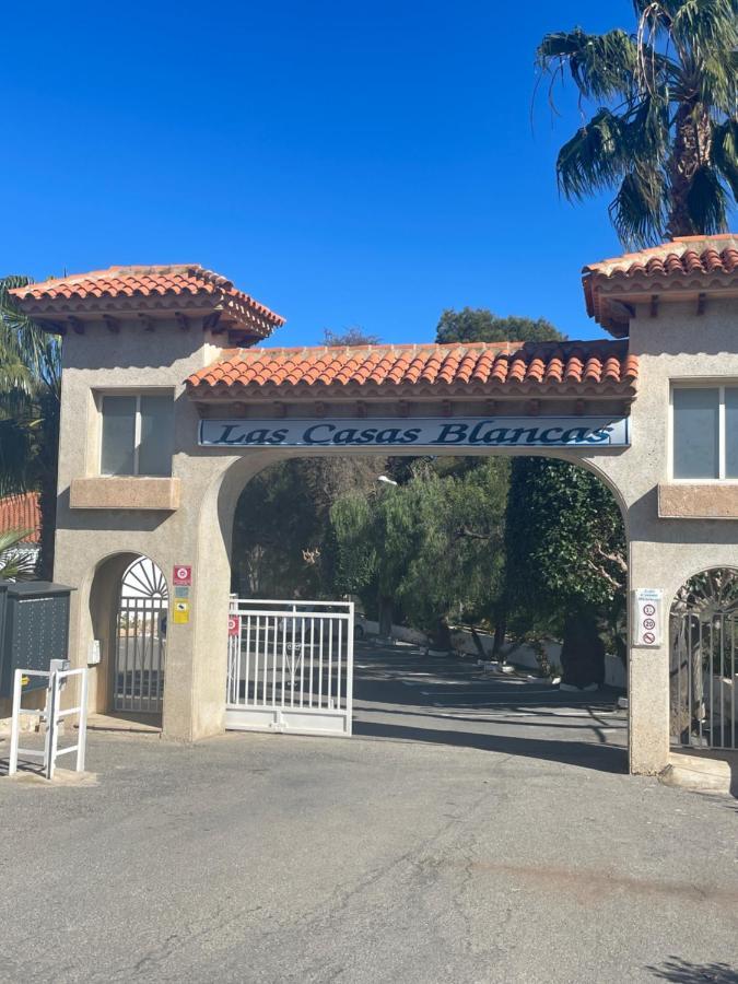 Bungalow Para 6 Pax A 7 Minutos De Playa Albirラルファス・デル・ピ エクステリア 写真